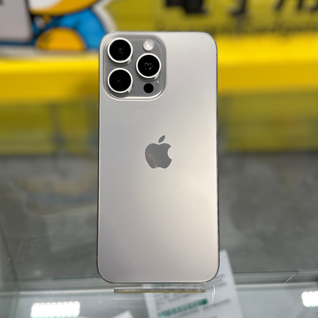 (中古手機) iPhone 15 Pro Max 512GB 原色鈦金屬