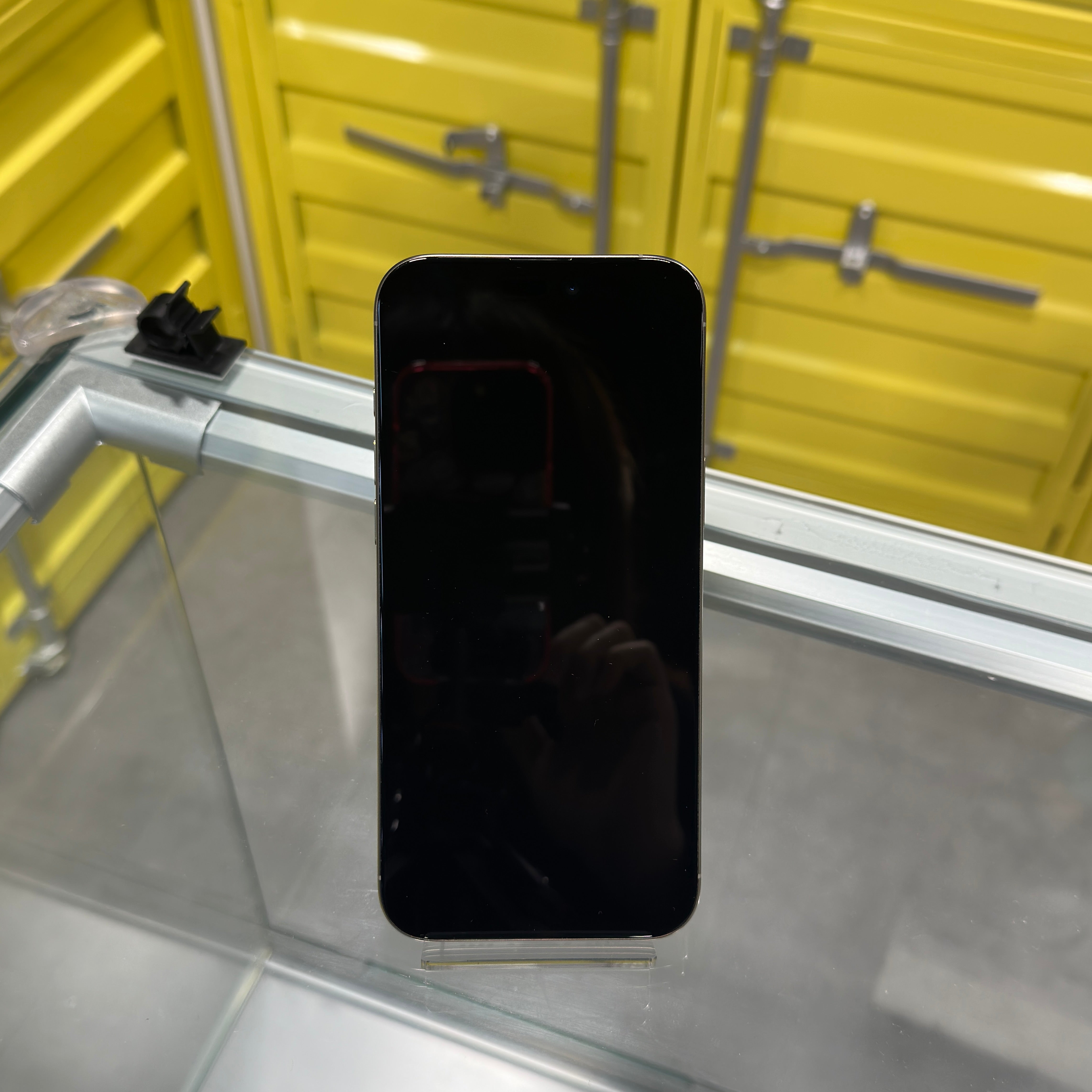 (中古手機) iPhone 16 Pro Max 256GB (原色鈦金屬)