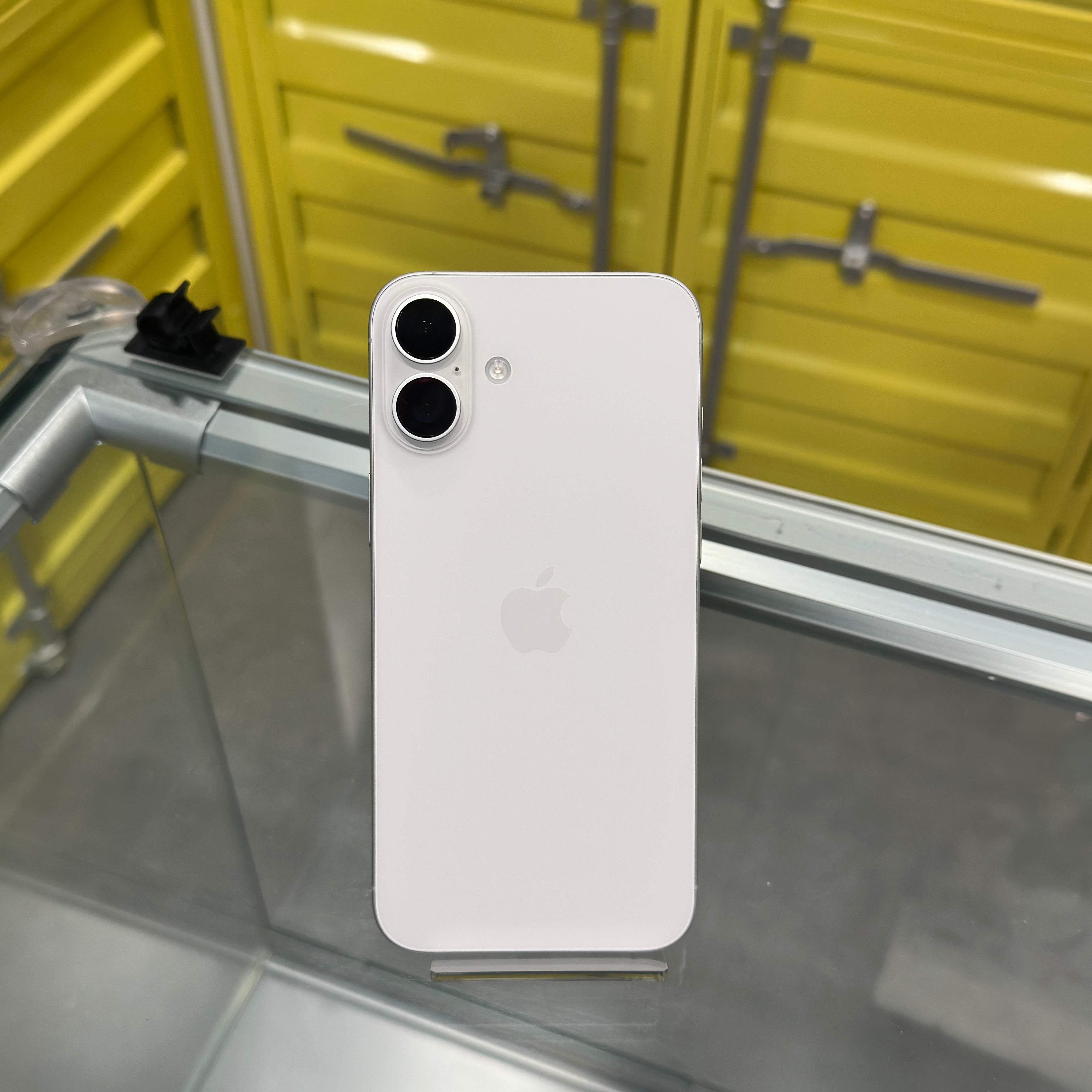 (中古手機) iPhone 16 Plus 128GB (白色)