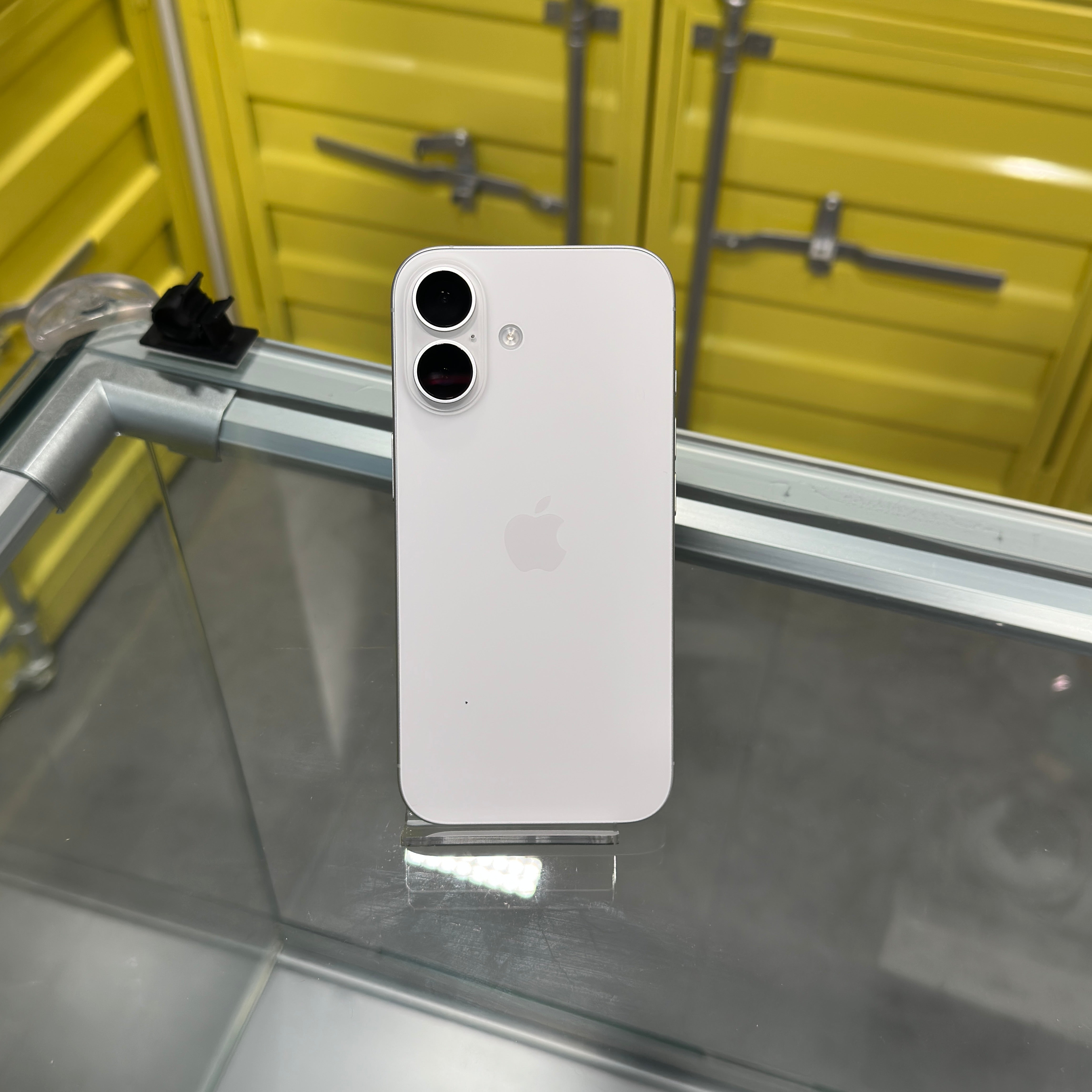 (中古手機) iPhone 16 128GB (白色)