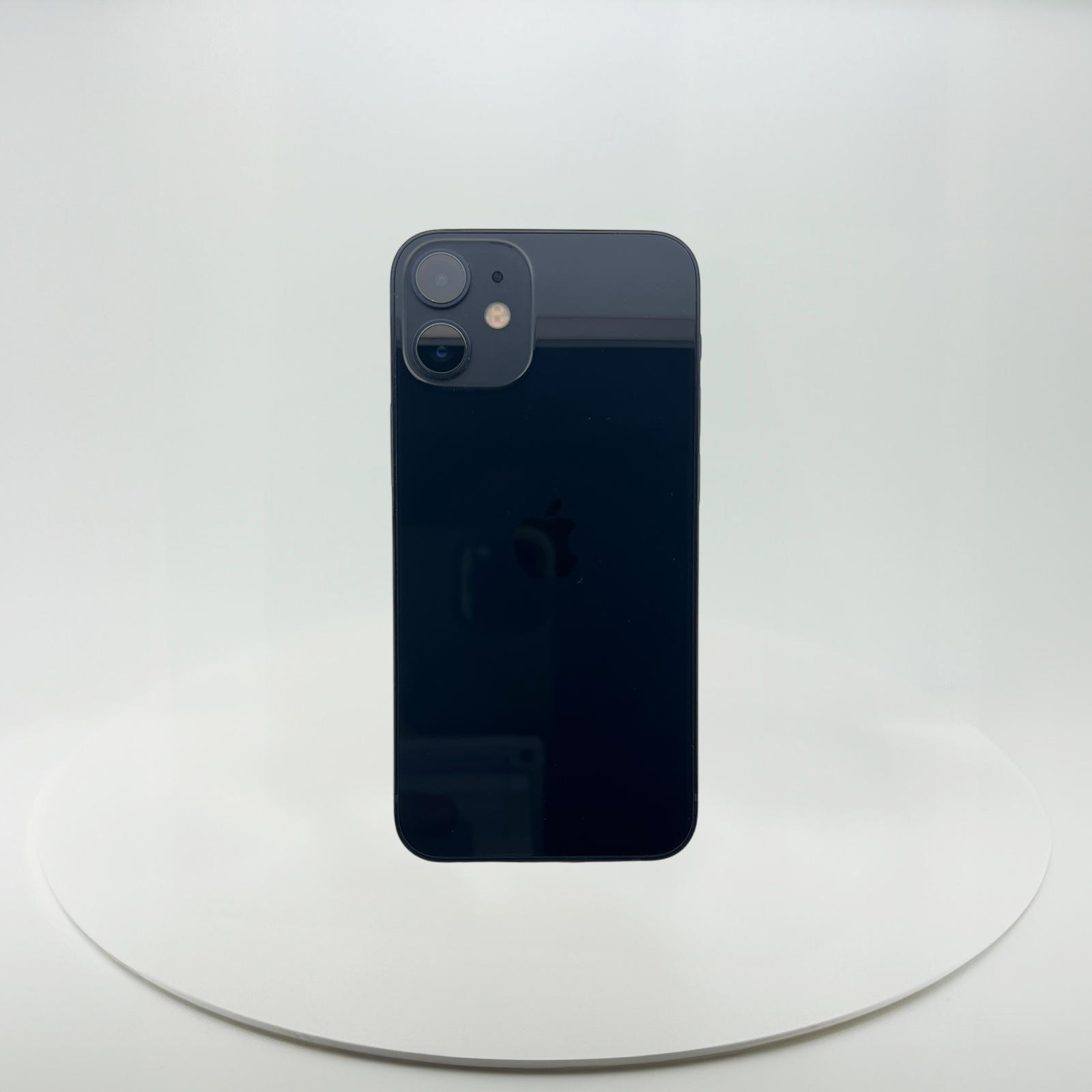 (中古手機) iPhone 12 mini 128GB 黑色，iReborn香港精選中古iPhone平台，提供iPhone 8至14 Pro Max多款型號，價格由$899起，支持免費預留及到店驗貨服務，享受安全購物體驗