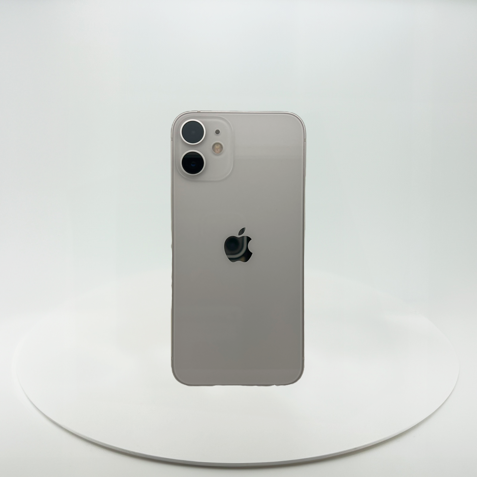 (中古手機) iPhone 12 mini 64GB 白色，iReborn香港精選中古iPhone平台，提供iPhone 8至14 Pro Max多款型號，價格由$899起，支持免費預留及到店驗貨服務，享受安全購物體驗