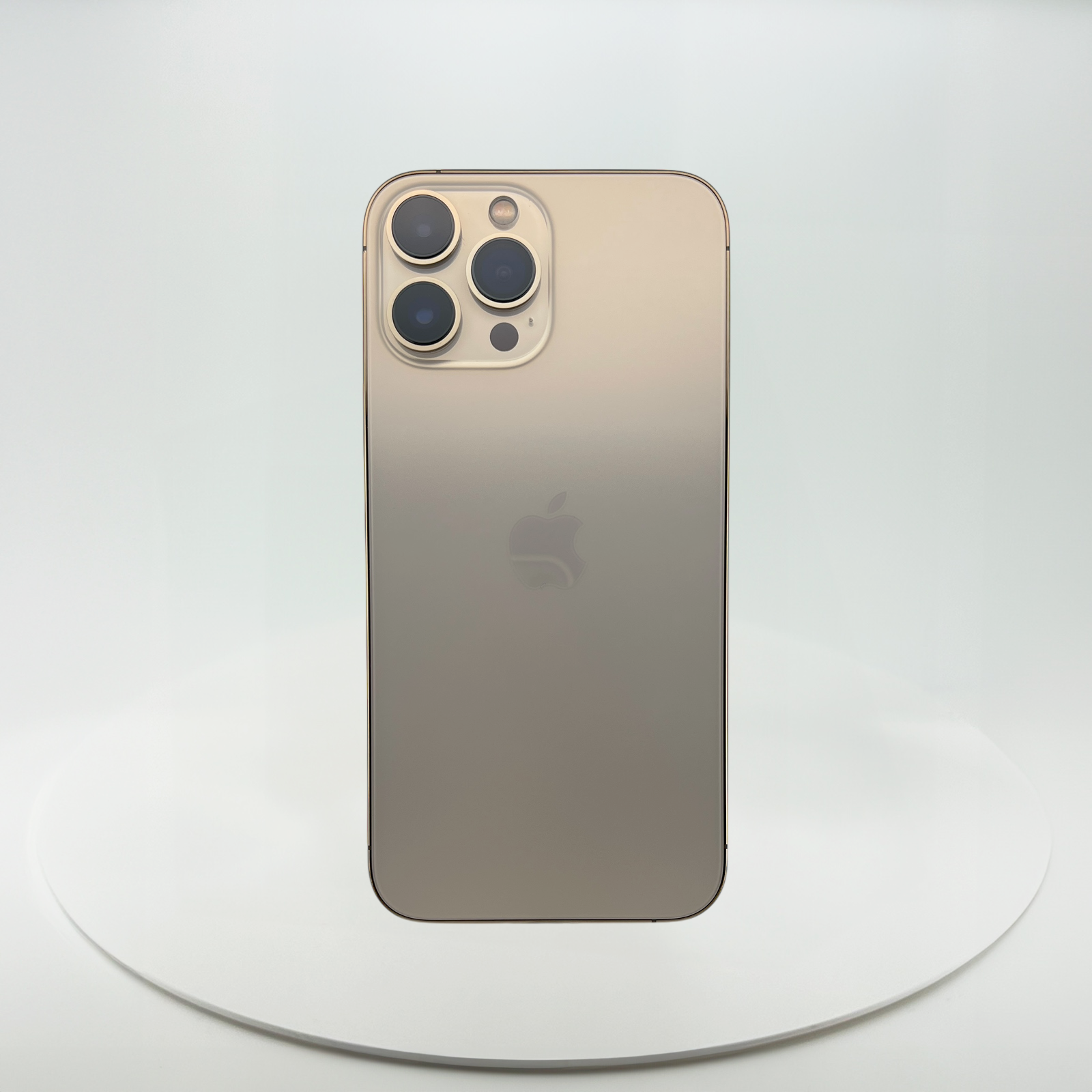 (中古手機) iPhone 13 Pro Max 1TB 金色，iReborn香港精選中古iPhone平台，提供iPhone 8至14 Pro Max多款型號，價格由$899起，支持免費預留及到店驗貨服務，享受安全購物體驗