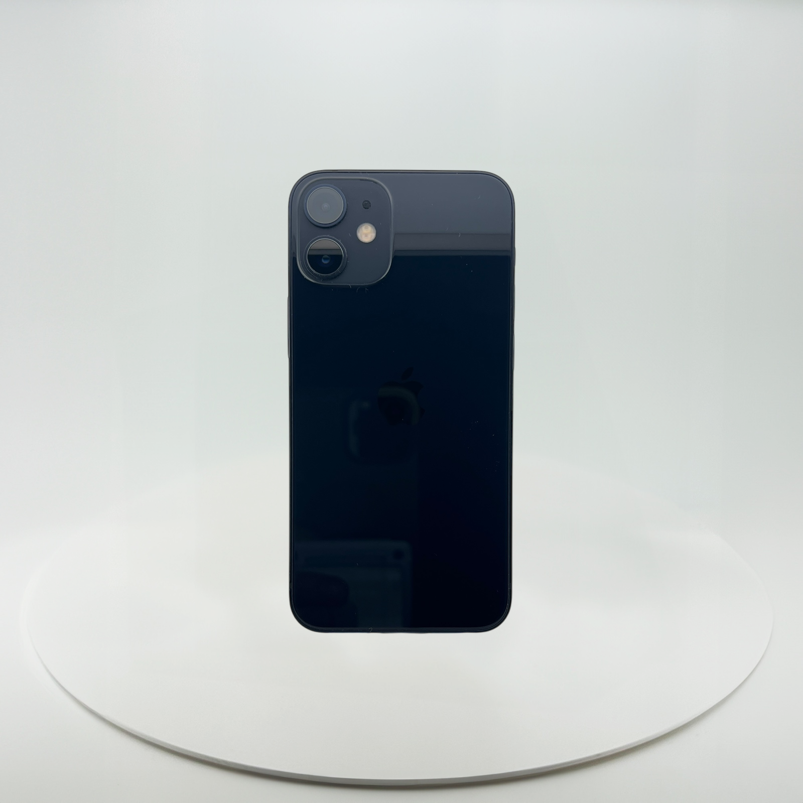 (中古手機) iPhone 12 mini 128GB 黑色，iReborn香港精選中古iPhone平台，提供iPhone 8至14 Pro Max多款型號，價格由$899起，支持免費預留及到店驗貨服務，享受安全購物體驗