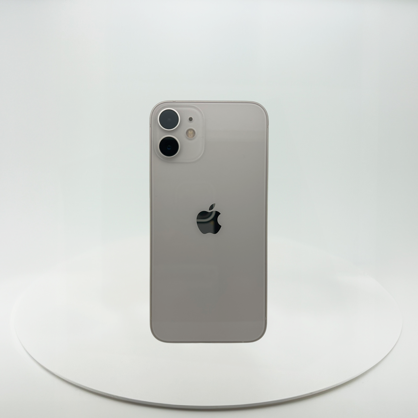 (中古手機) iPhone 12 mini 64GB 白色，iReborn香港精選中古iPhone平台，提供iPhone 8至14 Pro Max多款型號，價格由$899起，支持免費預留及到店驗貨服務，享受安全購物體驗