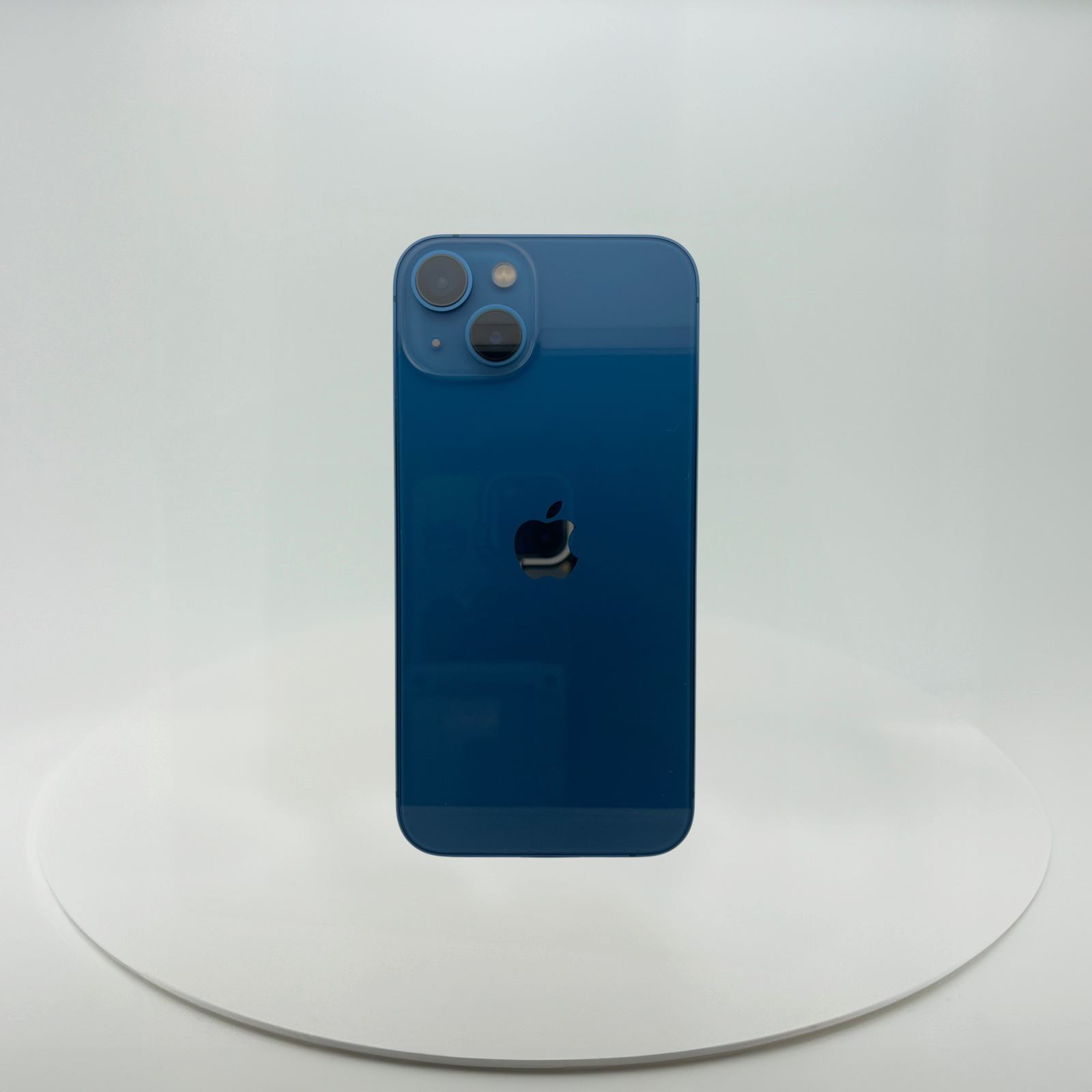 (中古手機) iPhone 13 256GB 藍色，iReborn香港精選中古iPhone平台，提供iPhone 8至14 Pro Max多款型號，價格由$899起，支持免費預留及到店驗貨服務，享受安全購物體驗