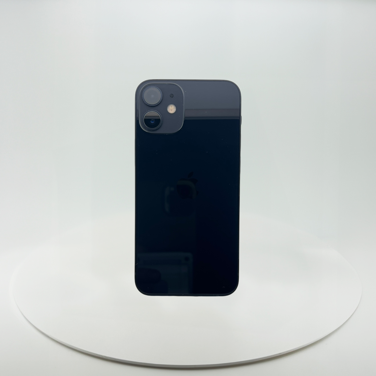 (中古手機) iPhone 12 mini 128GB 黑色，iReborn香港精選中古iPhone平台，提供iPhone 8至14 Pro Max多款型號，價格由$899起，支持免費預留及到店驗貨服務，享受安全購物體驗