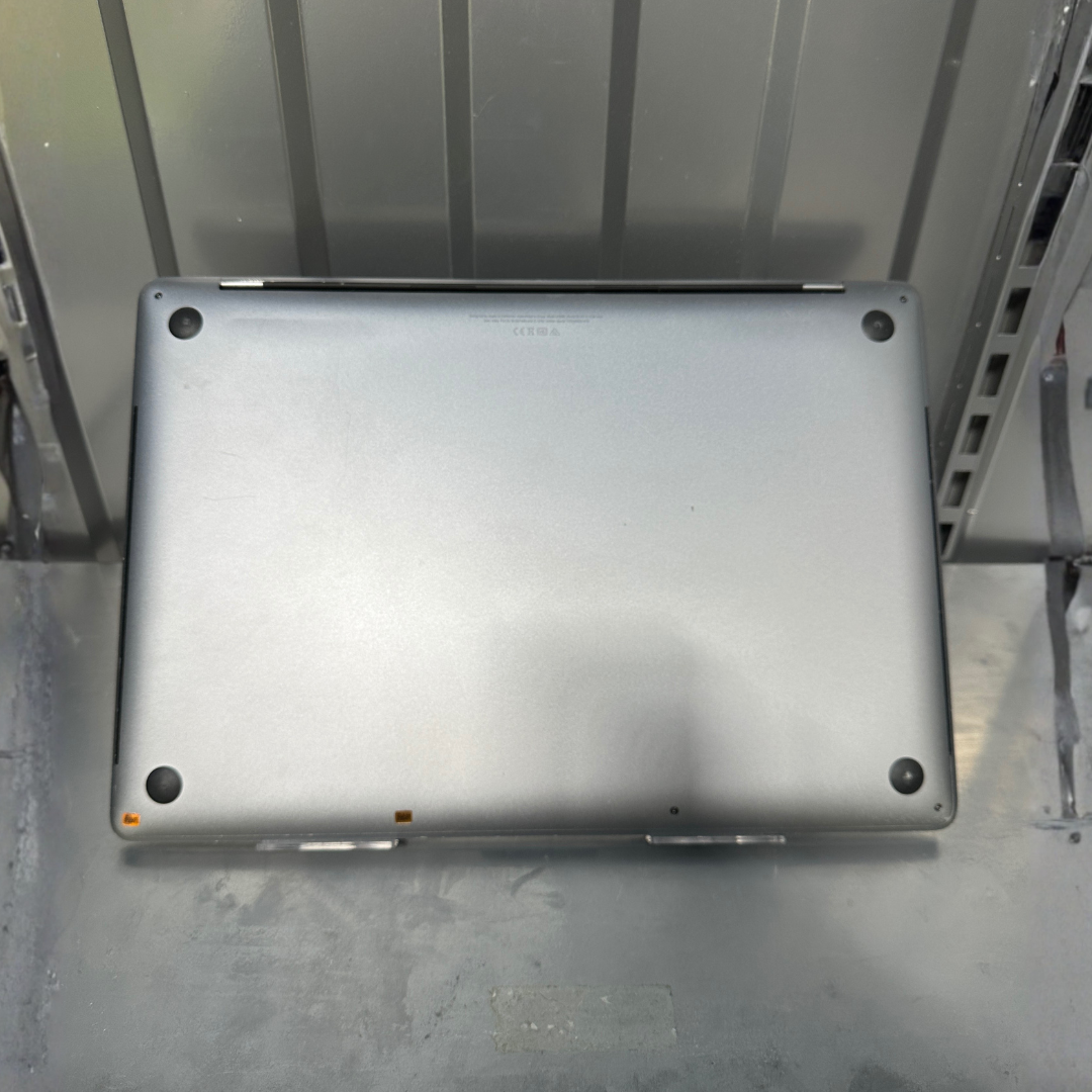 (ISWA400077) 中古MacBookPro/2019/i9-2.3GHz/16GB/512GB/560X