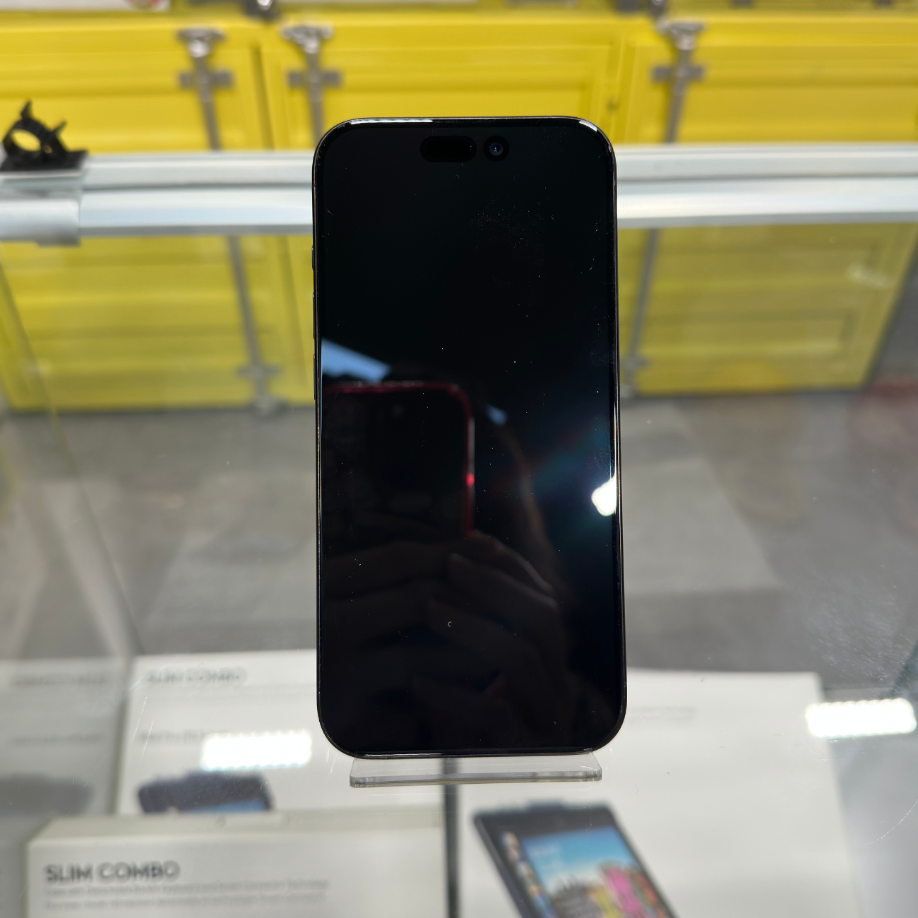 (中古手機) iPhone 15 Pro 256GB 藍色鈦金屬