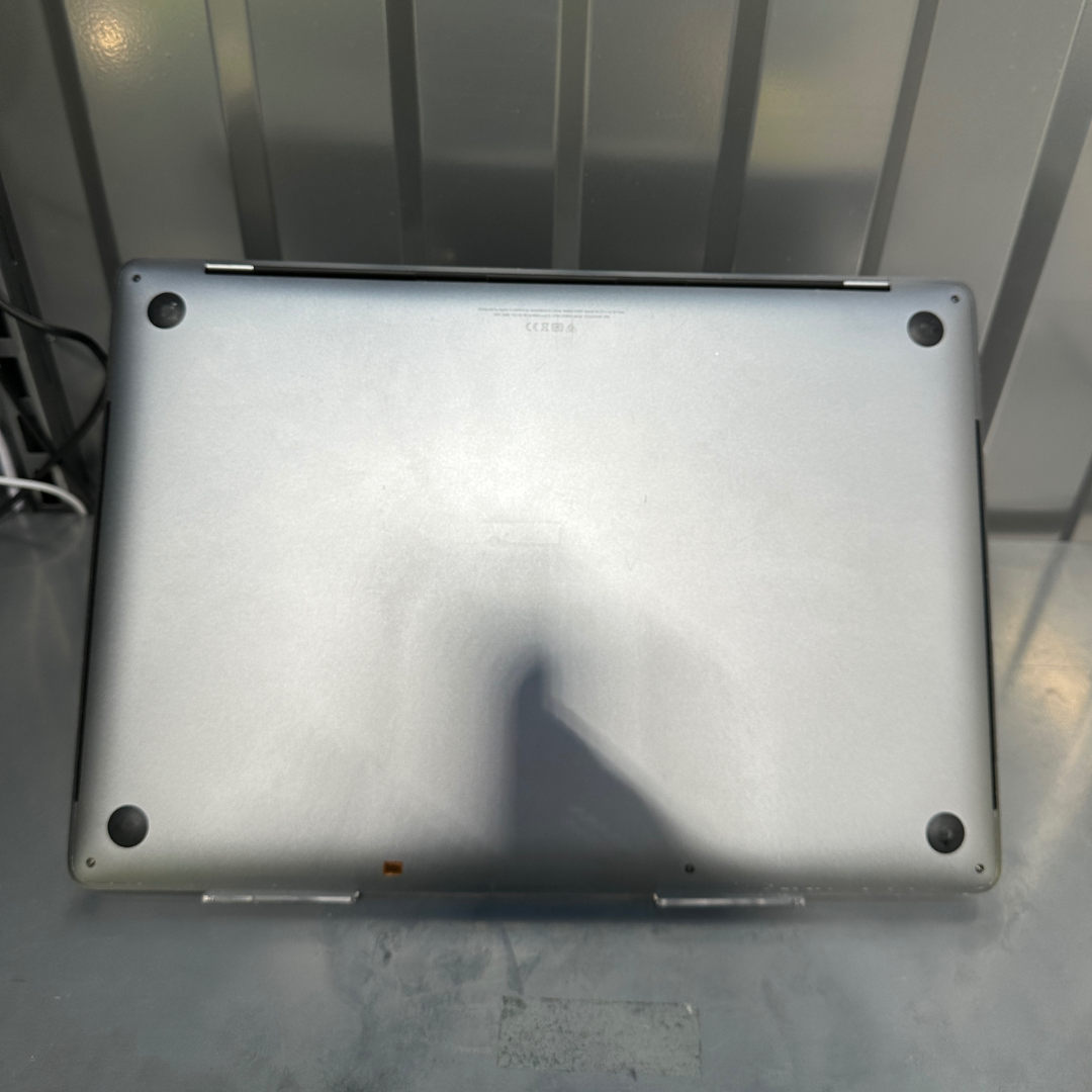 (ISWA400023) 中古MacBookPro/2019/i9-2.4GHz/32GB/512GB/560X