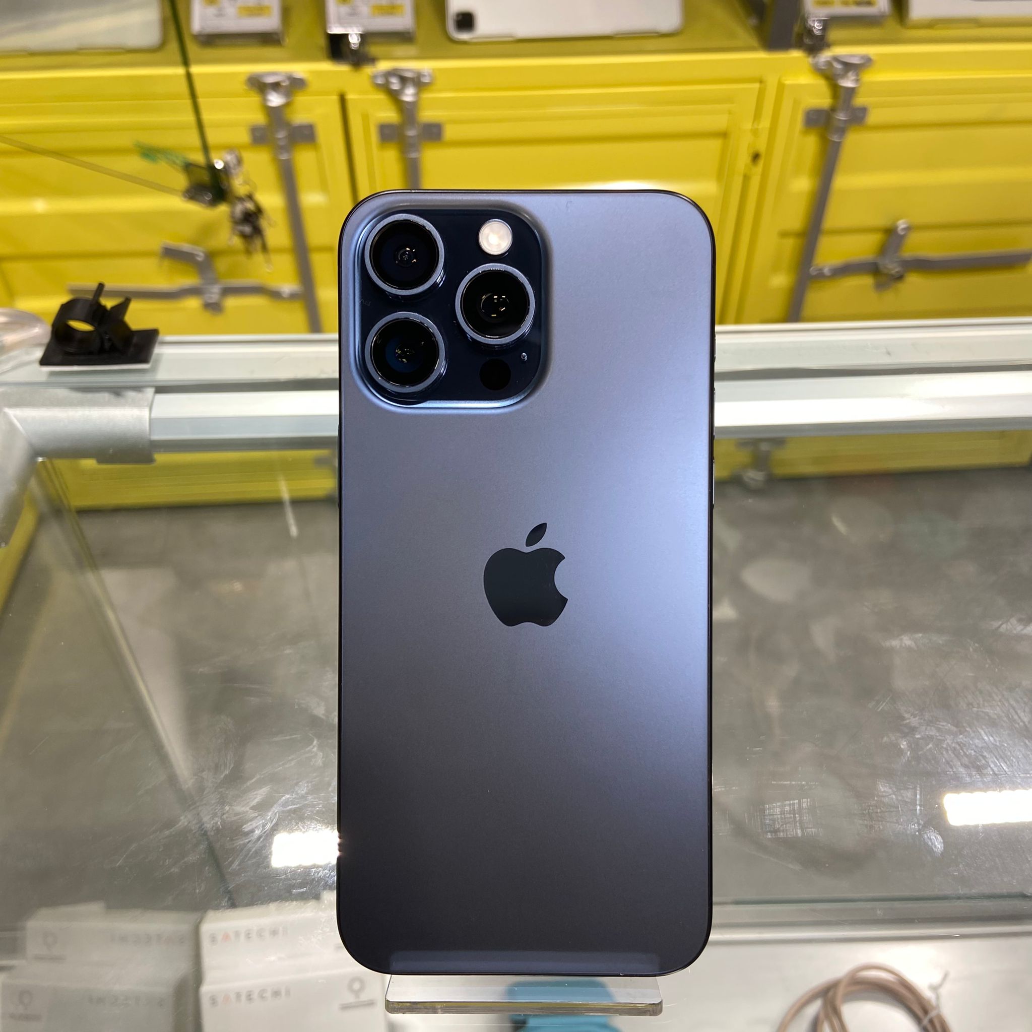 (中古手機)  iPhone 15 Pro Max  256GB (藍色鈦金屬)