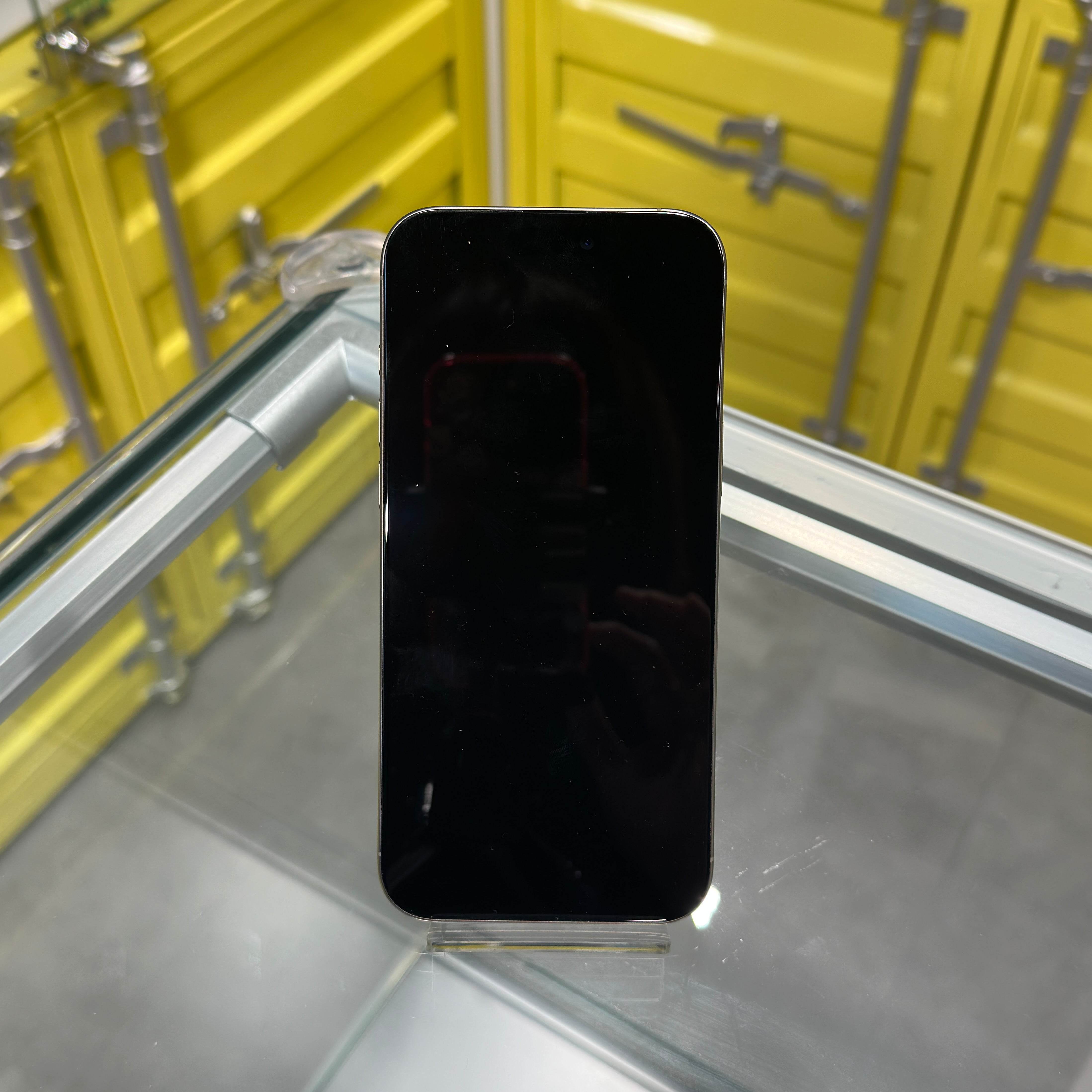 (中古手機)  iPhone 16 Pro Max 256GB (原色鈦金屬)