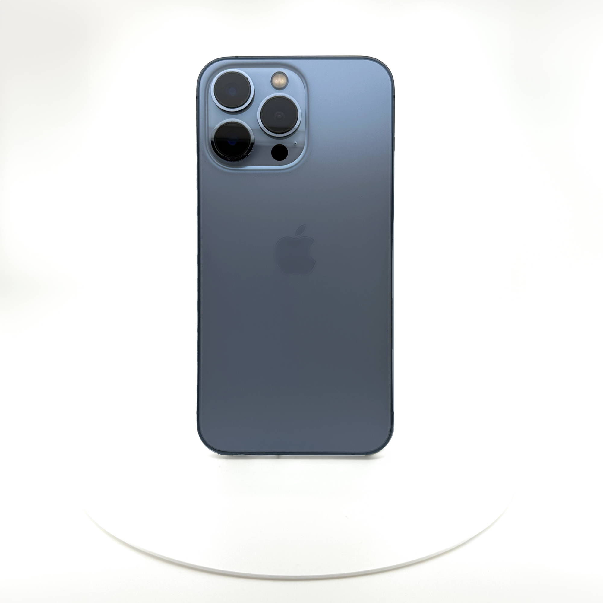(中古手機) iPhone 13 Pro 512GB 天峰藍色，iReborn香港精選中古iPhone平台，提供iPhone 8至14 Pro Max多款型號，價格由$899起，支持免費預留及到店驗貨服務，享受安全購物體驗