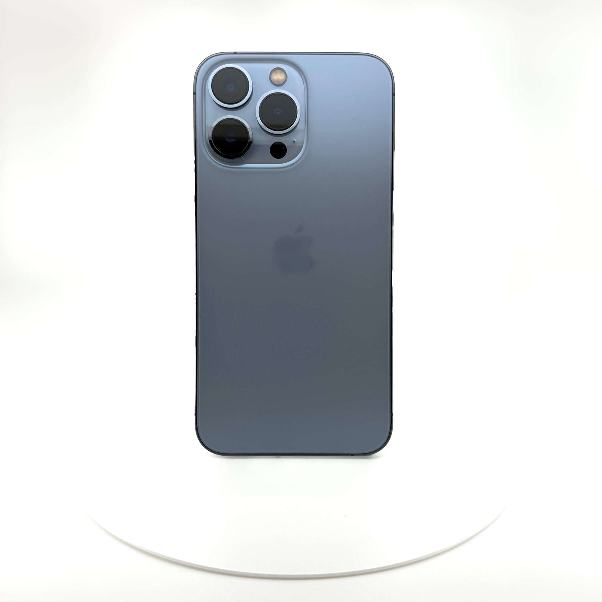 (中古手機) iPhone 13 Pro 512GB 天峰藍色，iReborn香港精選中古iPhone平台，提供iPhone 8至14 Pro Max多款型號，價格由$899起，支持免費預留及到店驗貨服務，享受安全購物體驗